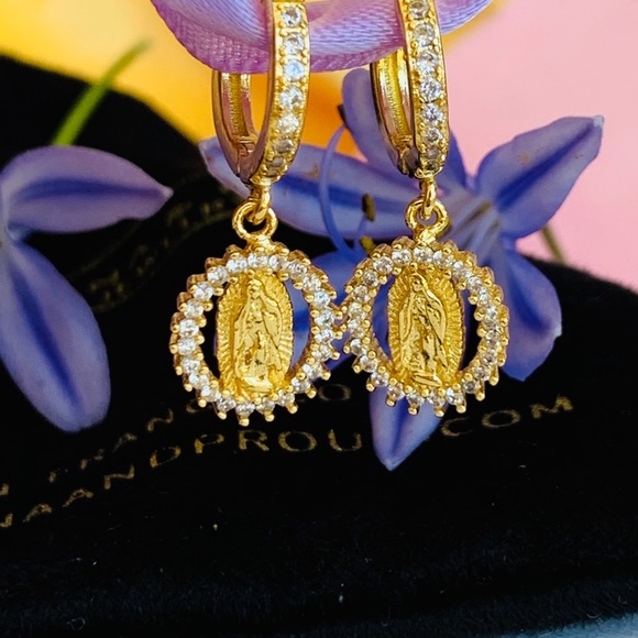 M&P 14k gold plated Virgin Marry earrings - Picture 2 of 5